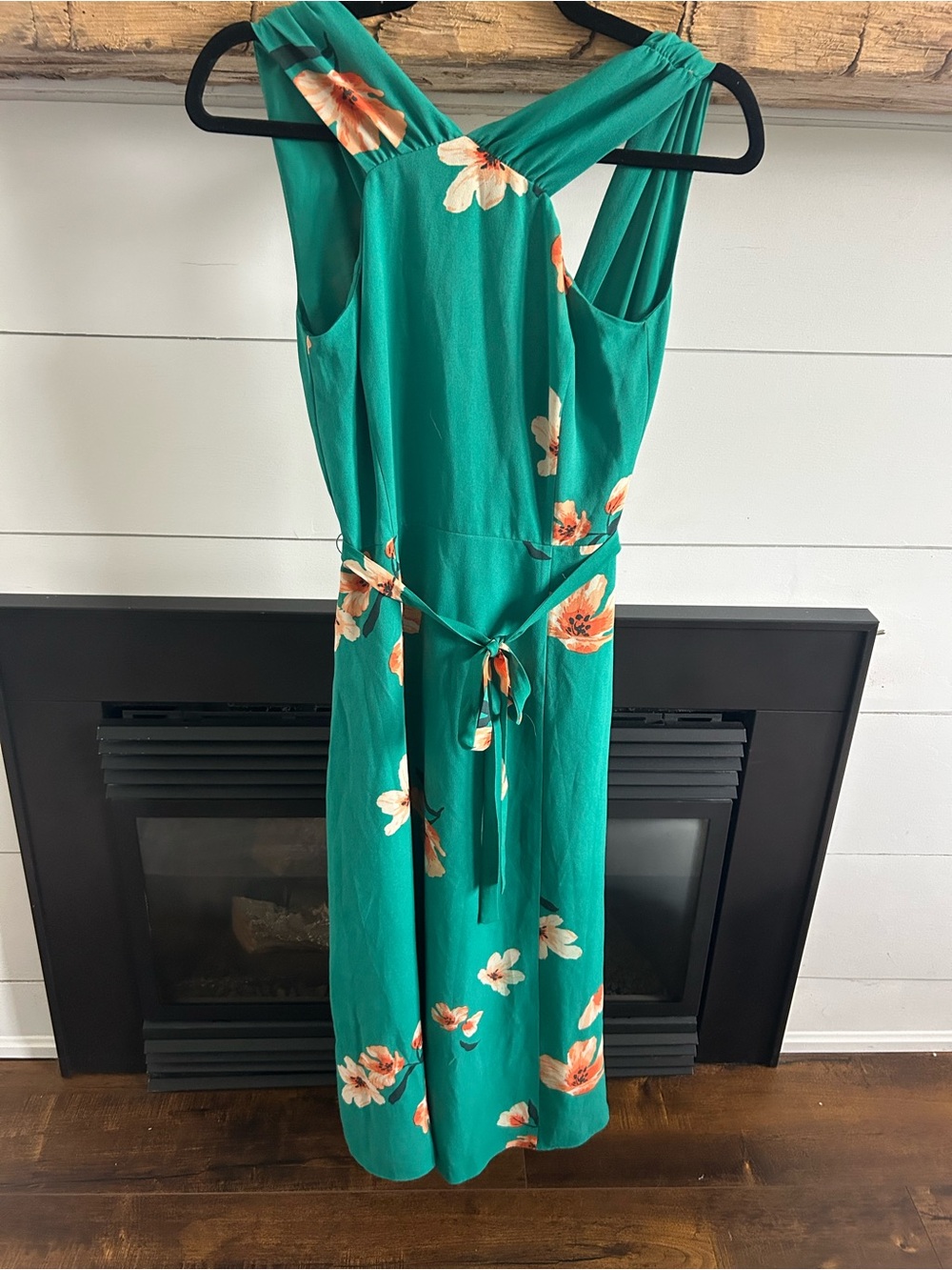 Wilfred Green Floral Tie-Waist Maxi Dress